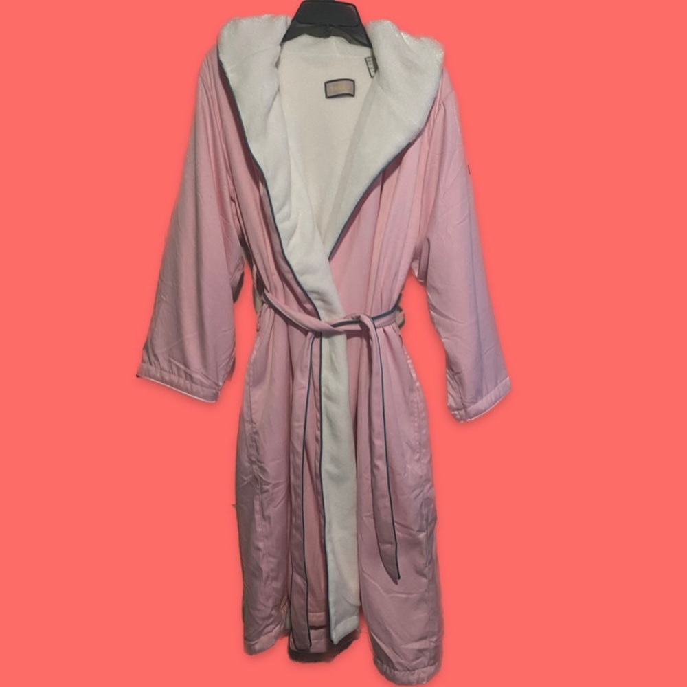 Truly Beauty Luxury Robe - Picture 5 of 8